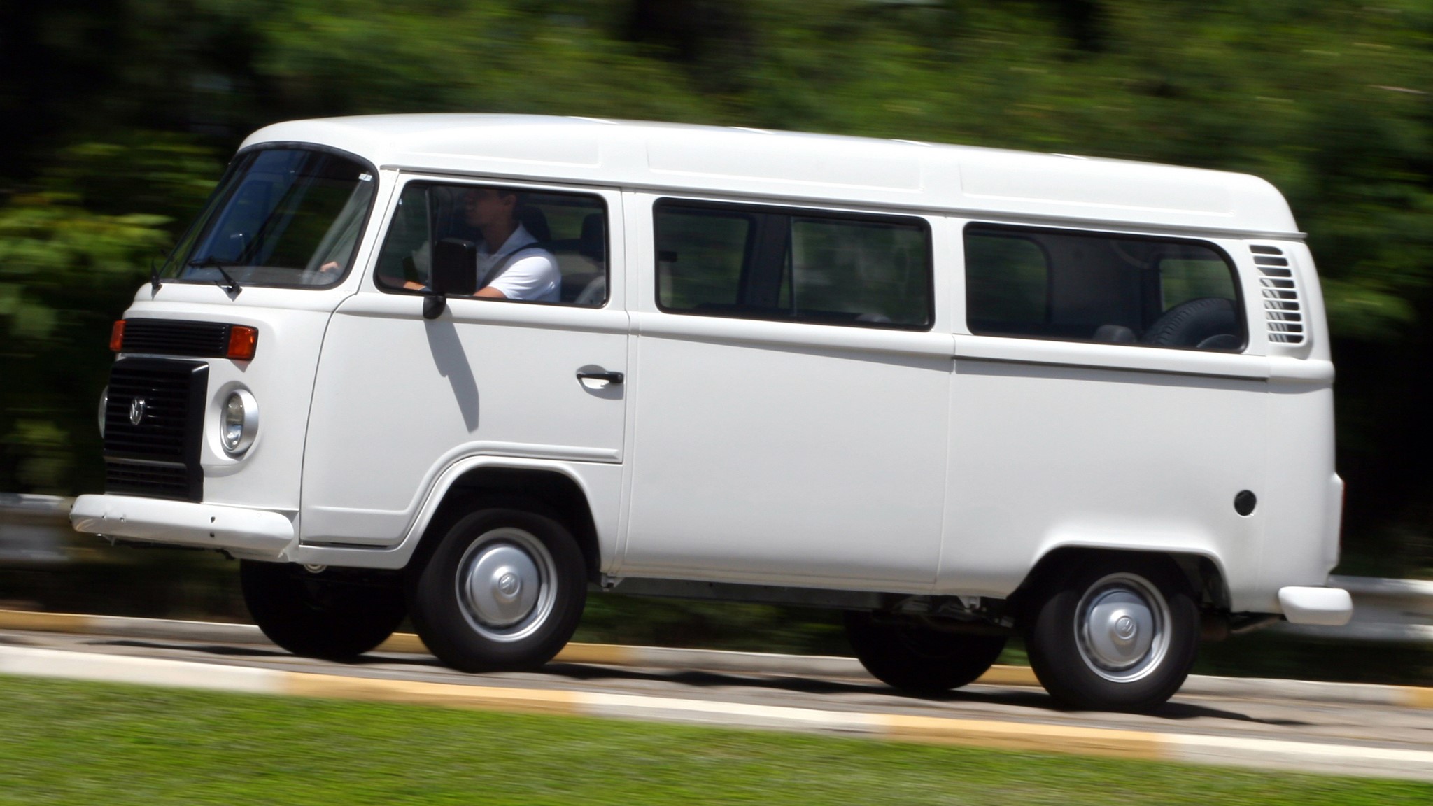 Brazilian Volkswagen Really Did Not Want to Axe the Kombi