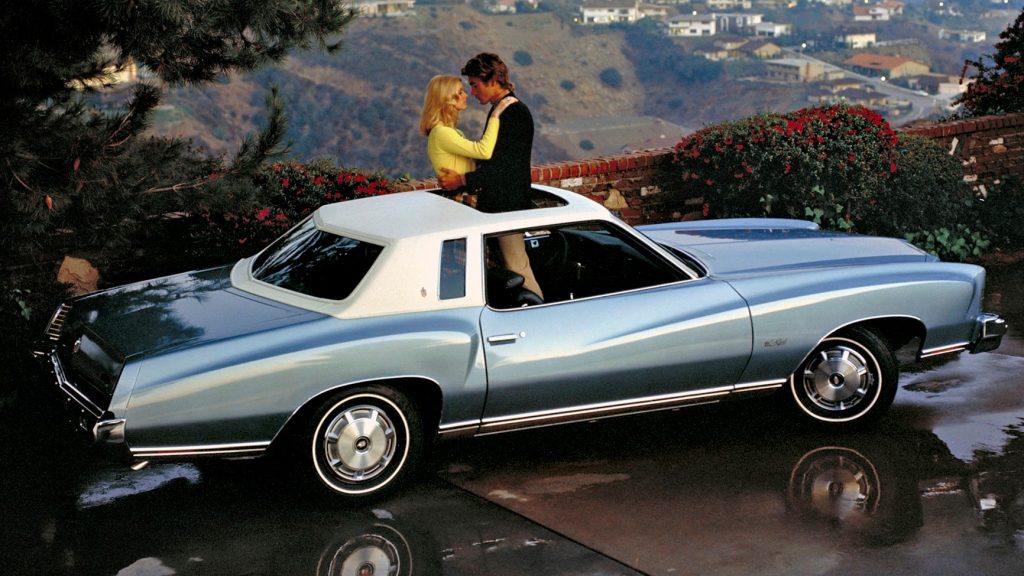 The 1973 Chevrolet Monte Carlo had rectangular opera windows (source: WheelsAge)