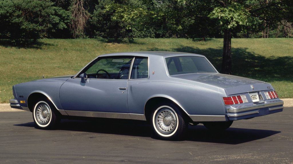 Chevrolet heavily downsized the Monte Carlo's third generation to comply with the new times (source: WheelsAge)