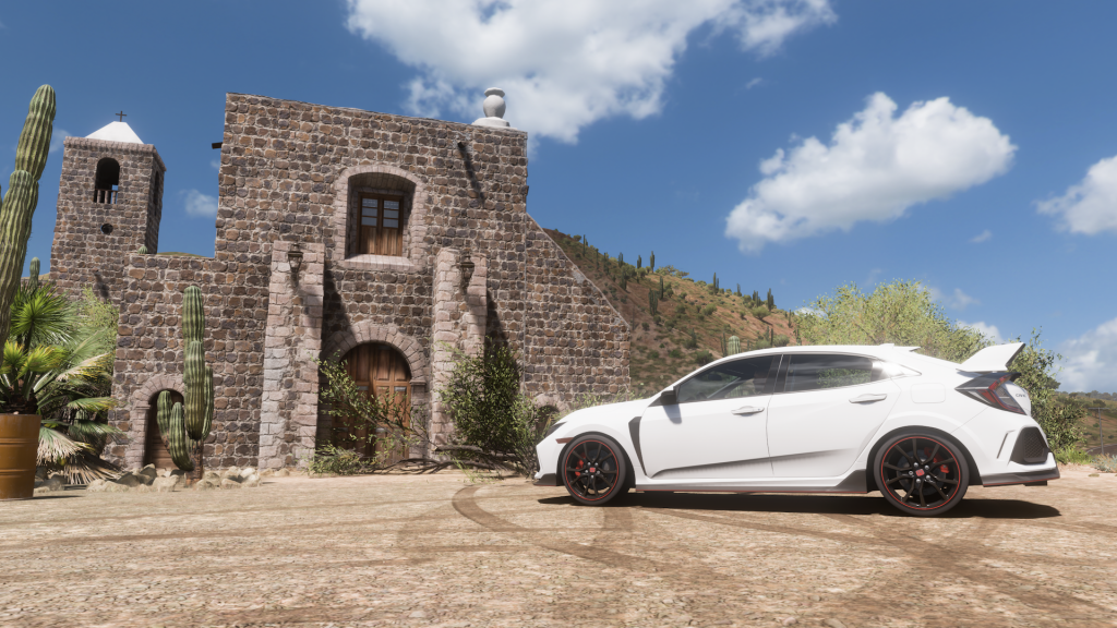 Honda Civic Type R in front of the Catholic mission in Mulegé (source: Forza Horizon 5)