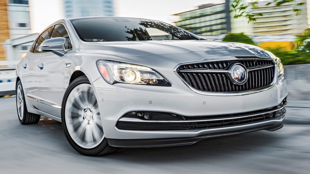 Front view of the 2017 Buick LaCrosse