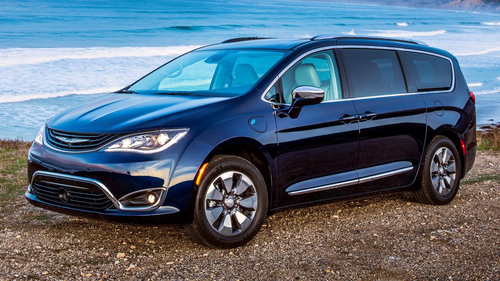 Chrysler's first hybrid minivan, the 2017 Pacifica, uses regenerative braking (source: WheelsAge)