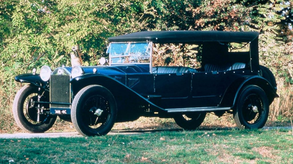 1922 Lancia Lambda (source: WheelsAge)