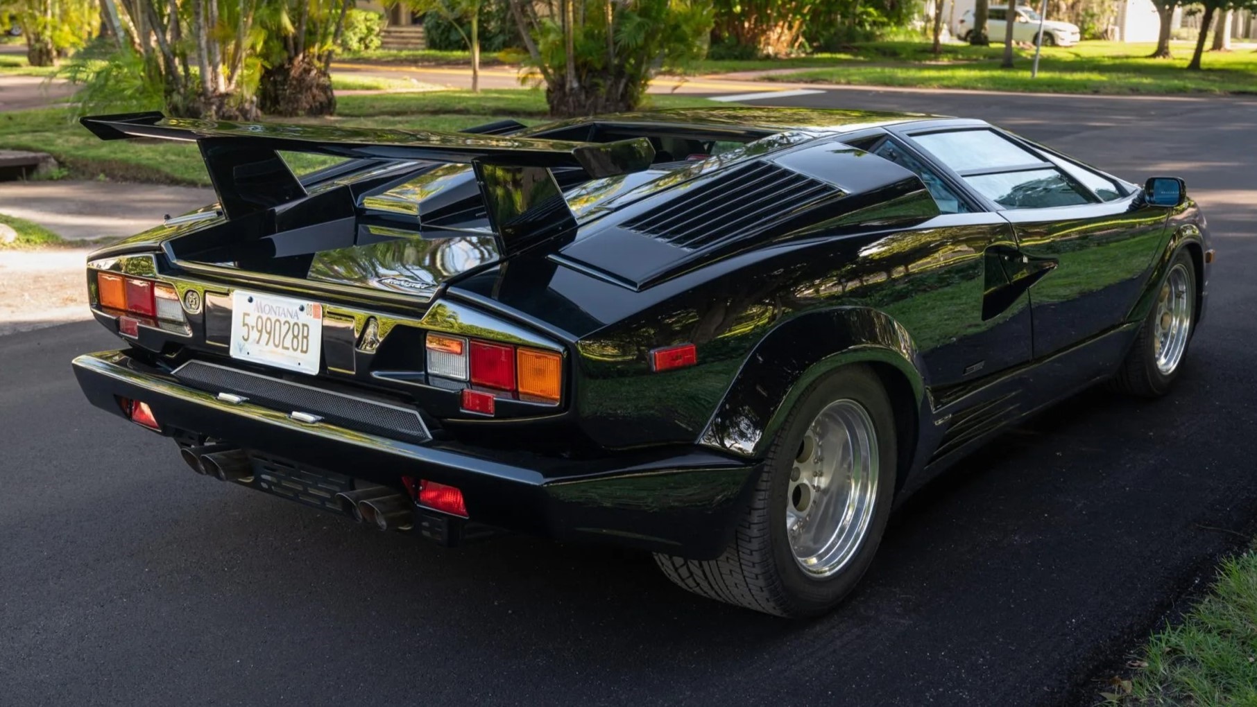 Rod Stewart Lamborghini Countach Goes On Sale – Automobible