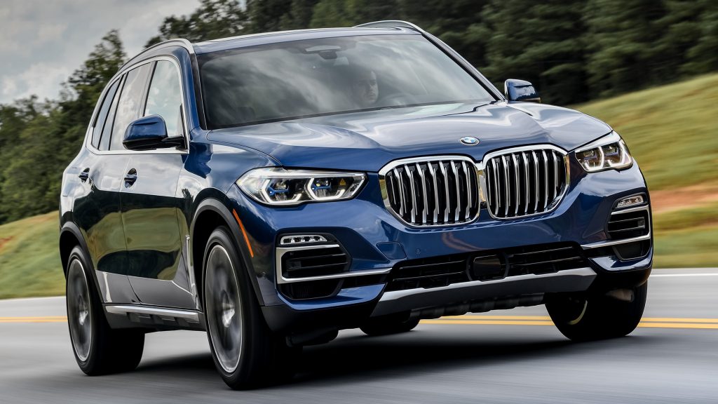 2019 BMW X5 (source: WheelsAge)