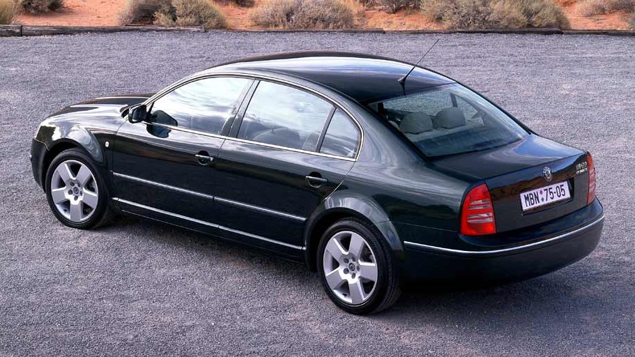 2002 Škoda Superb (source: WheelsAge)