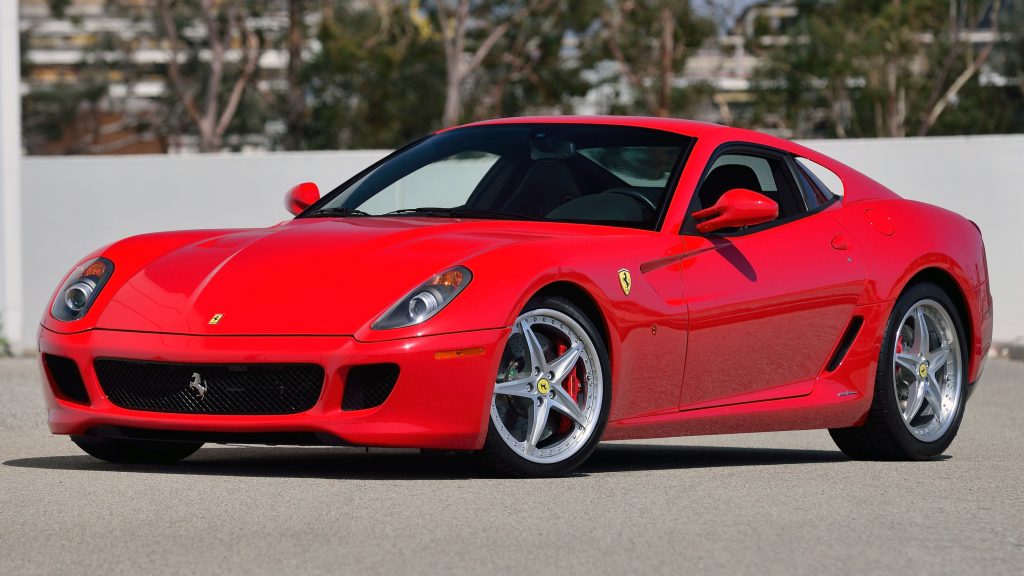 Front quarter view of the 2006 Ferrari GTB Fiorano