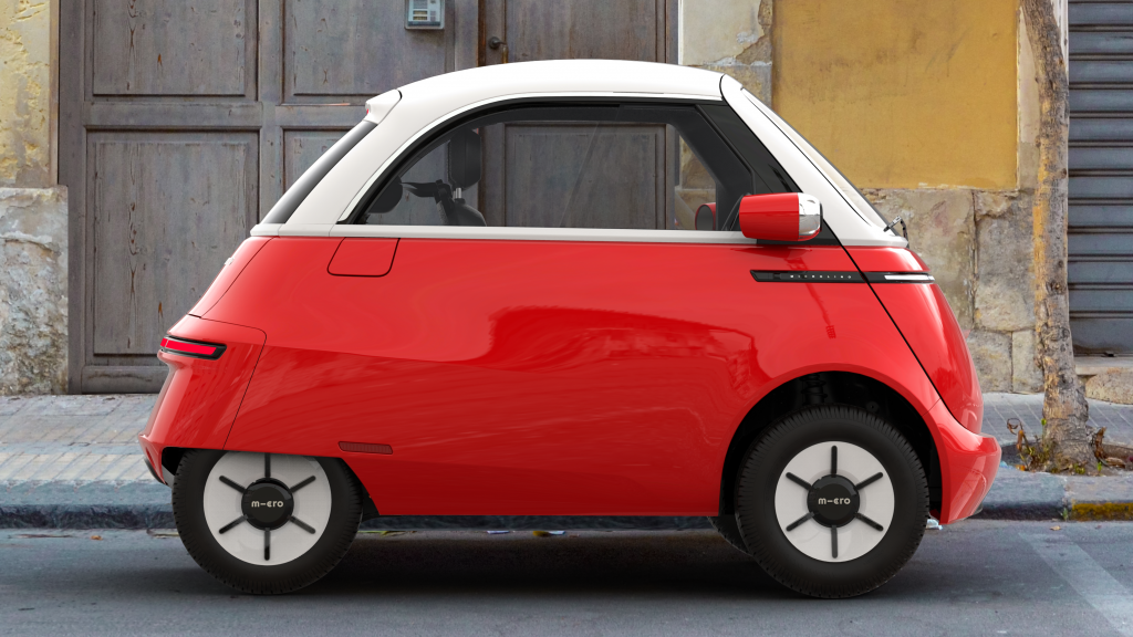 Side view of the 2022 Microlino Dolce, a heavy quadricycle