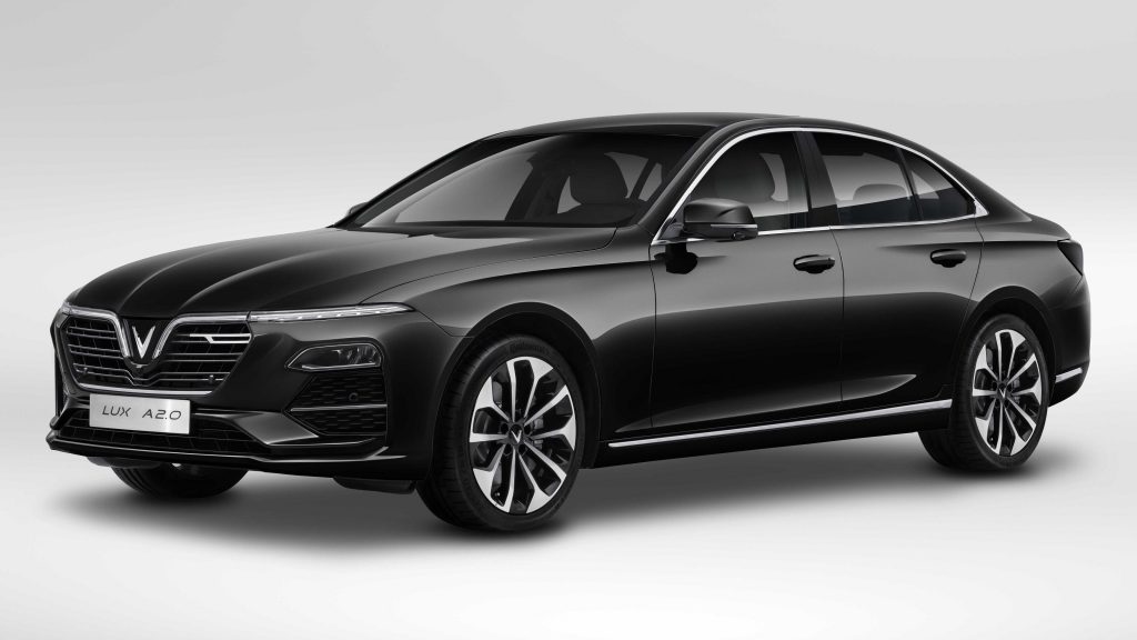 Front quarter view of the VinFast Lux A2.0 in black