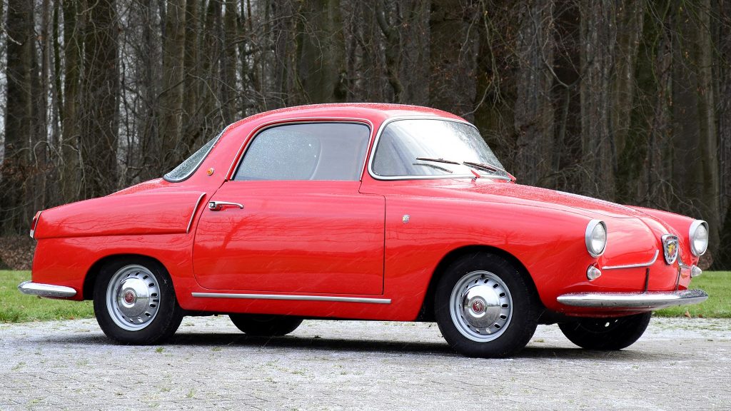 Side view of the 1956 Abarth 750 Coupé by Viotti