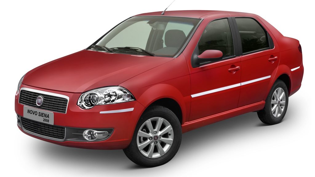 Front quarter view of the 2008 Fiat Siena Tetrafuel
